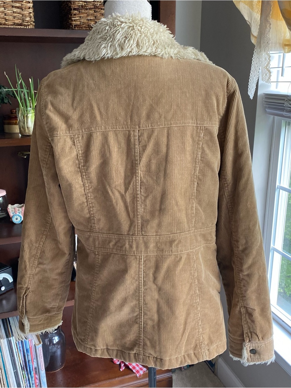 Vintage New York Classics Tan Corduroy Jacket with Cream Sherpa Lining EUC - Picture 7 of 15